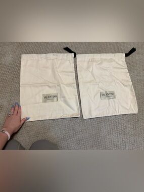 New! Valentino Garavani Cream and Black Logo Dust Bag x2